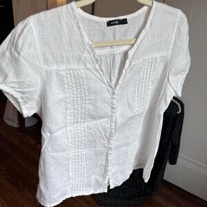 Autreton French pintuck top